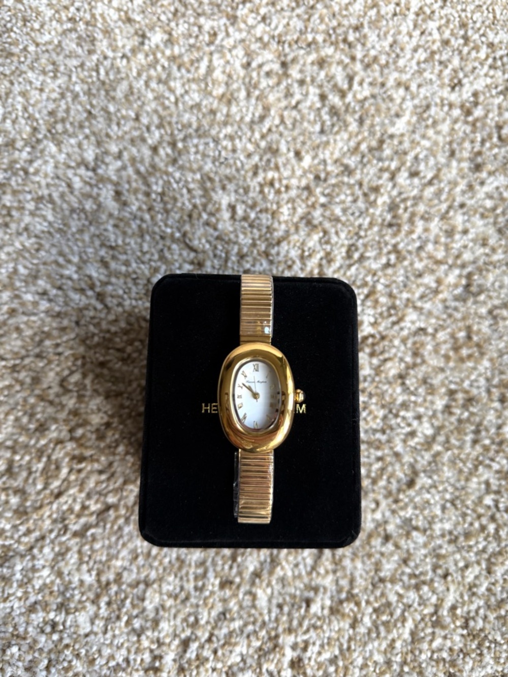 Heaven Mayhem Amara Oval Faced Gold Wrist Watch NEW - Picture 4 of 12